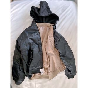 Forever 21 bomber jacket. *NEW*